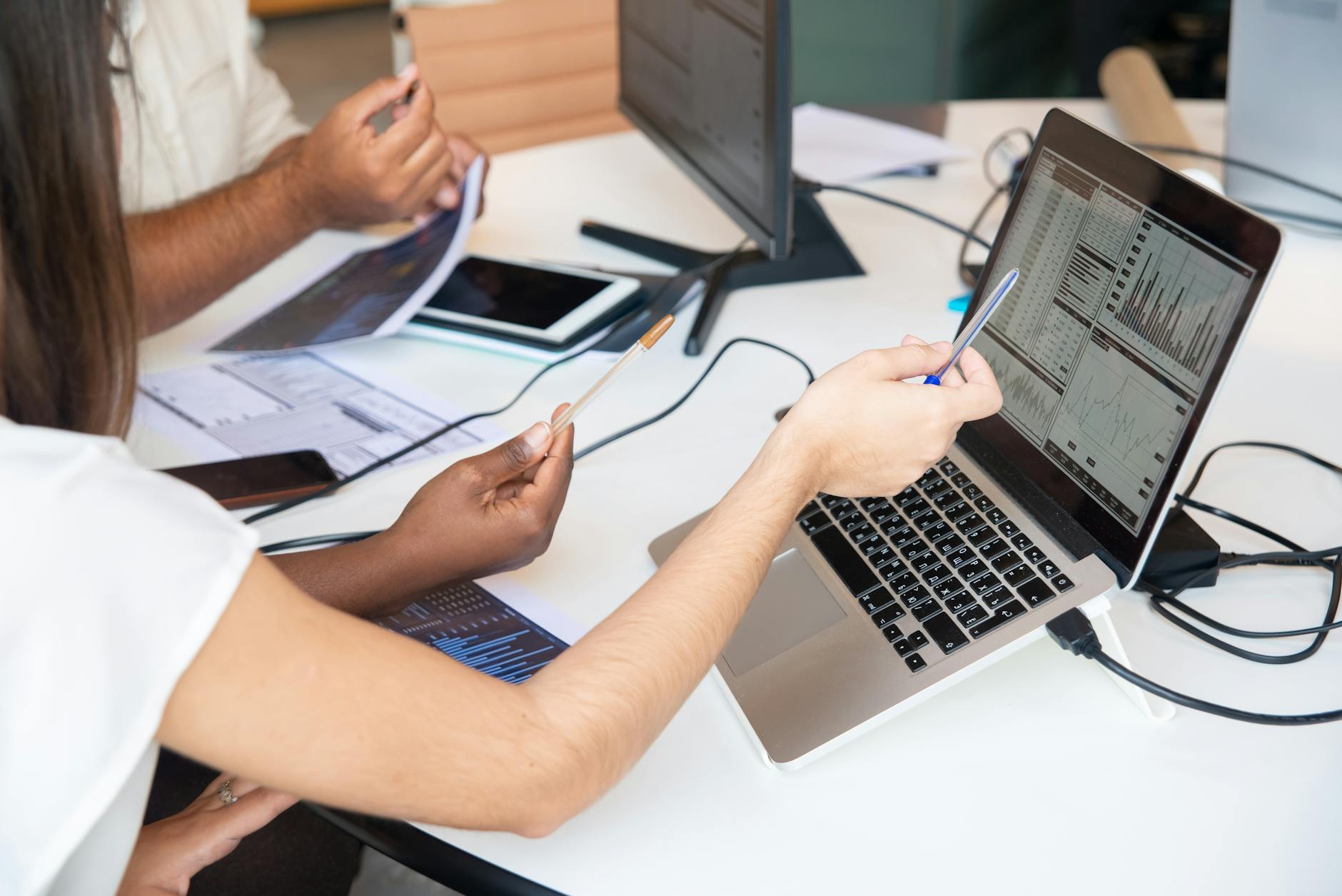 캐싱 (Caching): 성능 최적화와 시스템 효율을 위한 마법 같은 기술